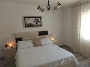 Elona Apartment